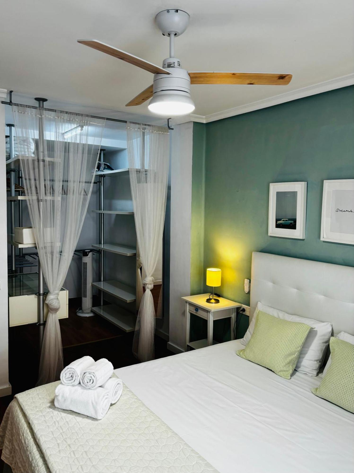 Travel Habitat Mestalla 瓦伦西亚 外观 照片
