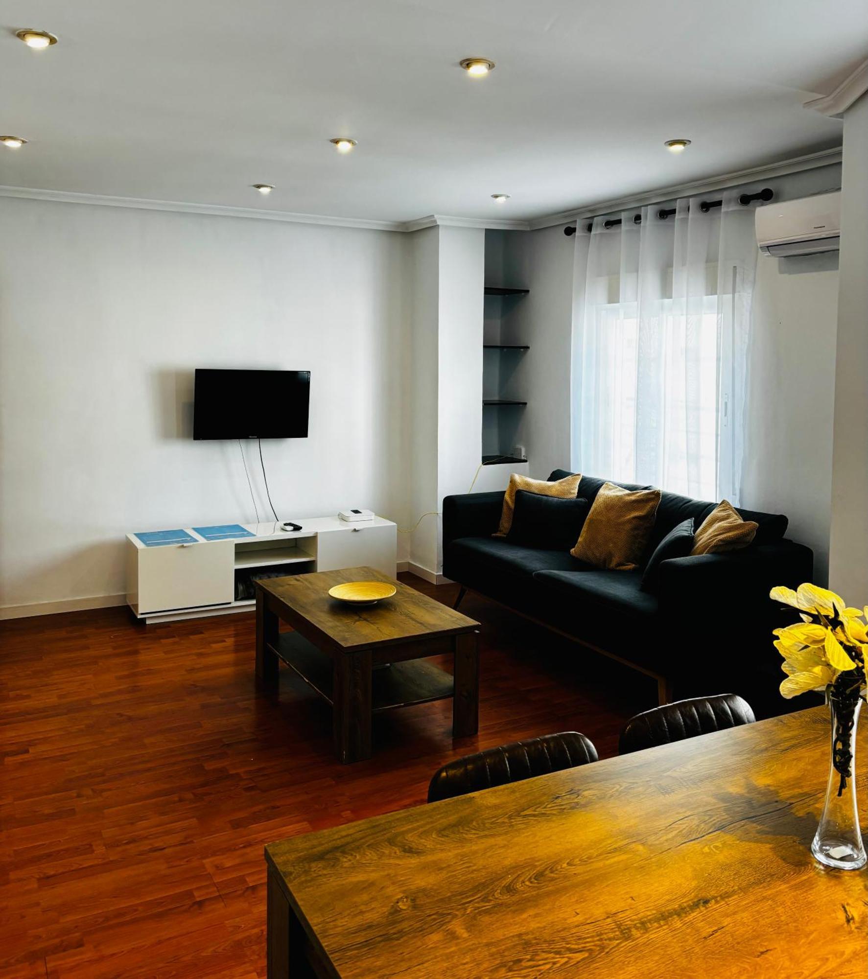 Travel Habitat Mestalla 瓦伦西亚 外观 照片