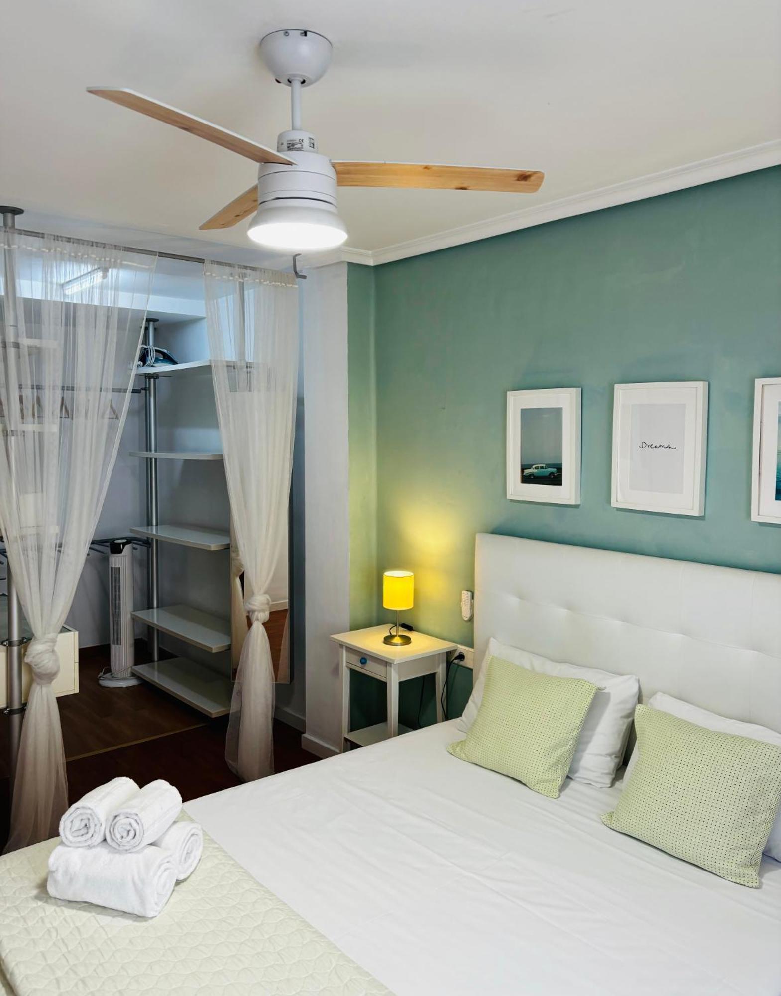 Travel Habitat Mestalla 瓦伦西亚 外观 照片